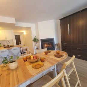 Warm & cozy loft full of light, Ski-in Ski-out